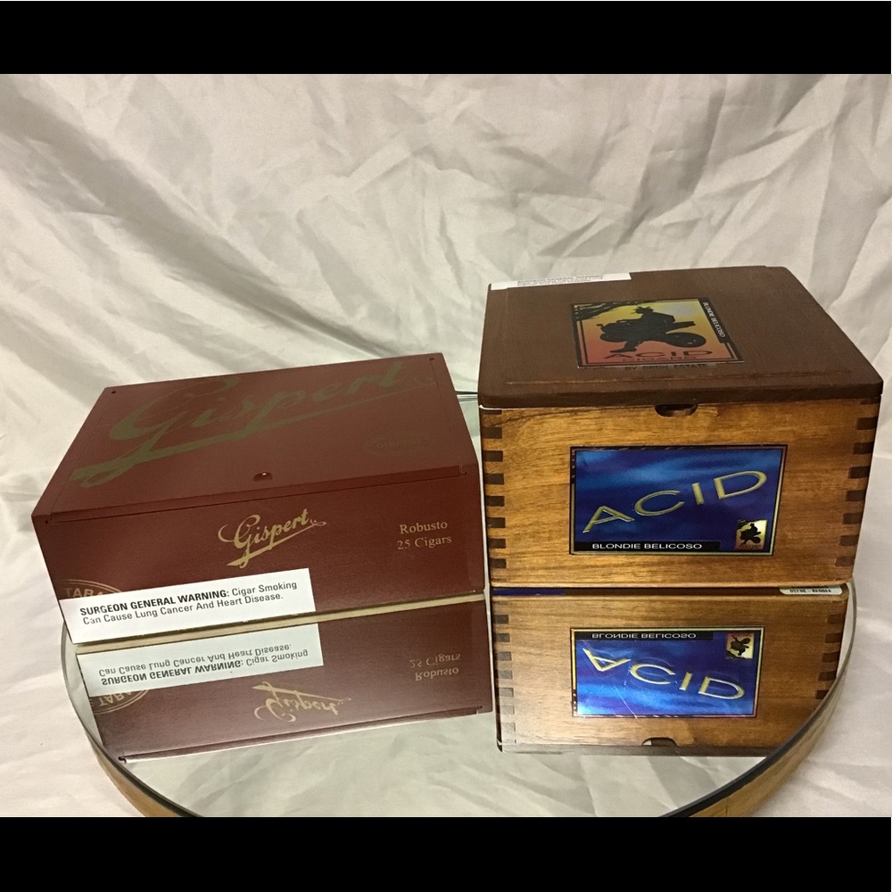 Empty cigar boxes - Picture 2 of 8